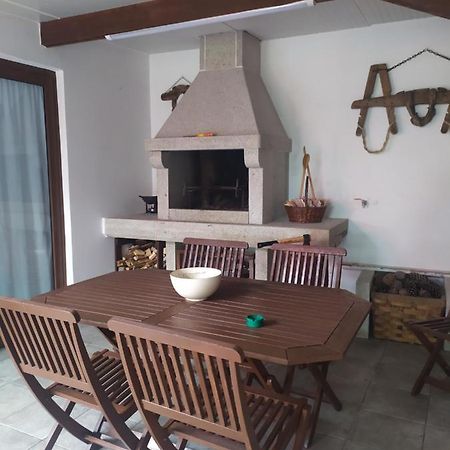O Pazo Villa โอโกรเบ ภายนอก รูปภาพ